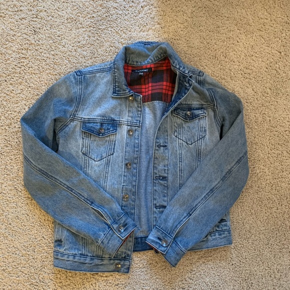 Jean Jacket - Picture 2 of 3